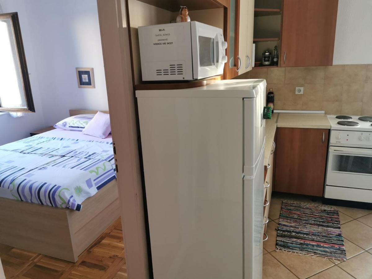 Near By Everything Vodice Exterior photo
