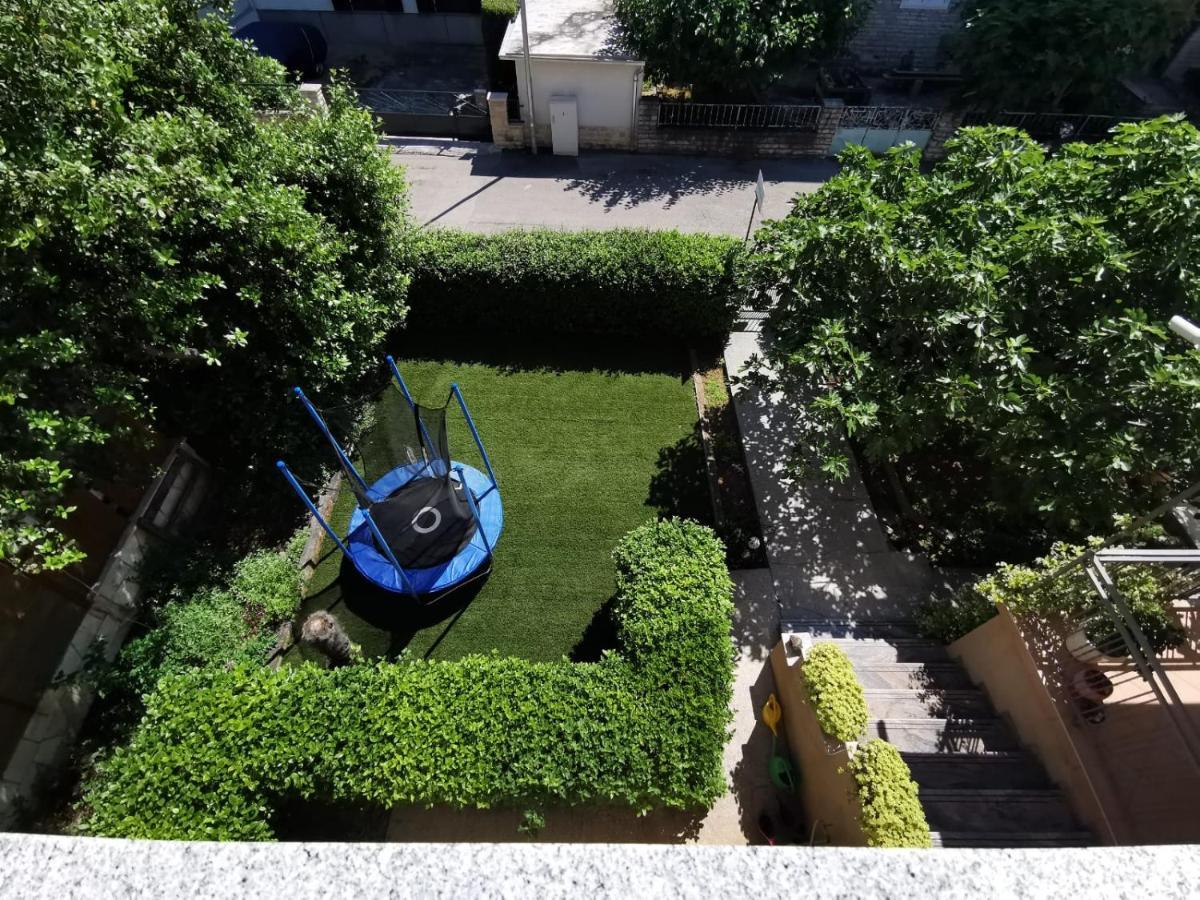 Near By Everything Vodice Exterior photo